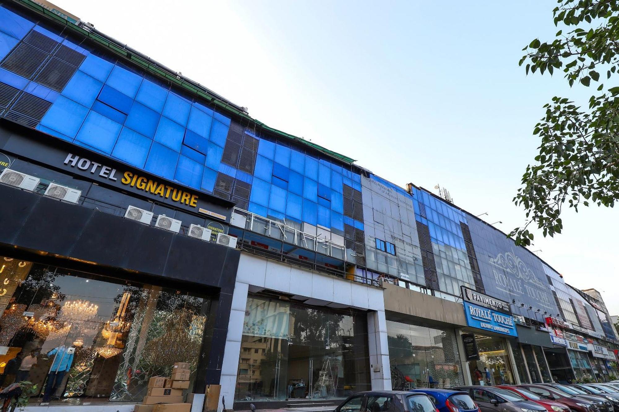Oyo Hotel Shree Niwas Ahmadábád Kültér fotó